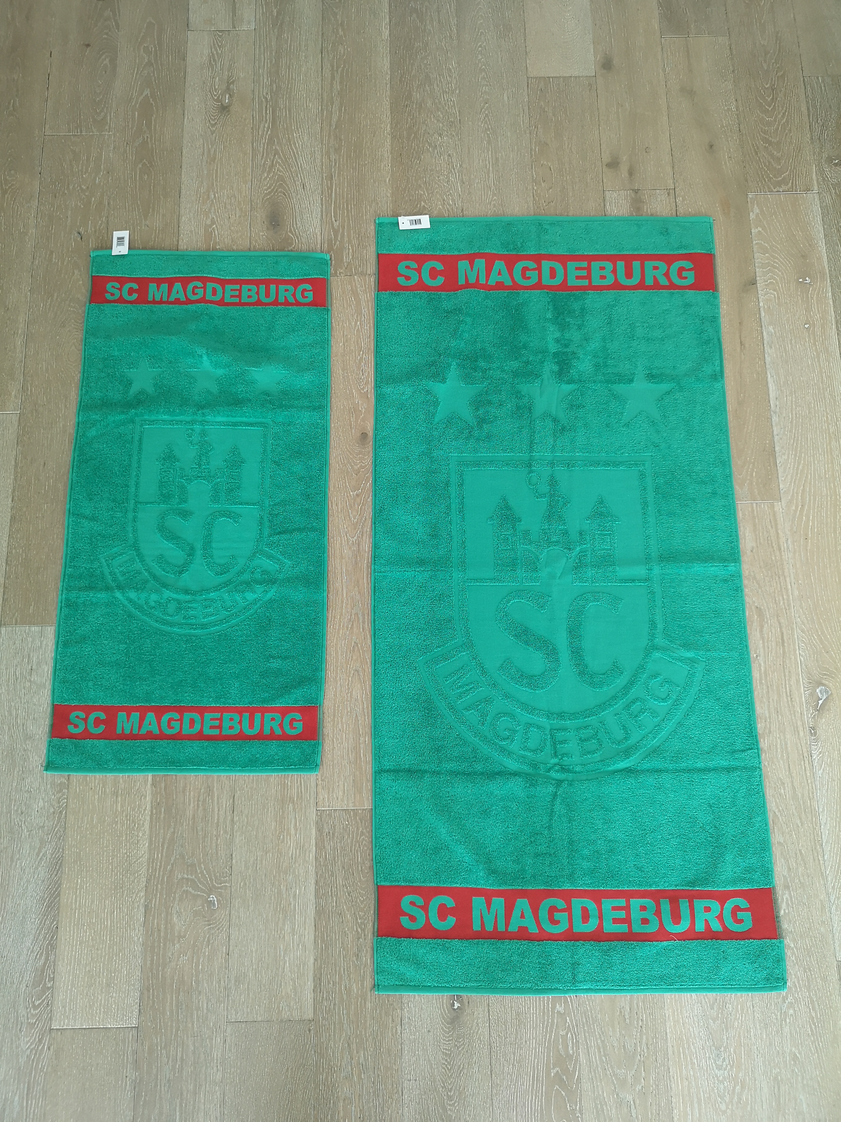 Badetuch 70x140 cm Logo geprägt